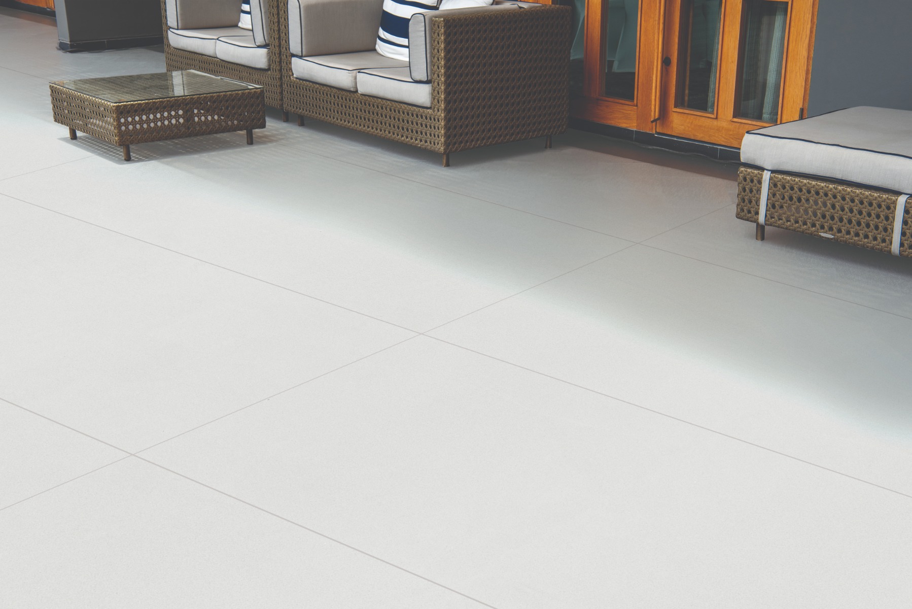Matte Finish DGVT Sand Silver Glazed Vitrified Tiles 800x1600 mm